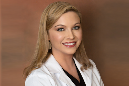 Nicole Collins, DCNP
